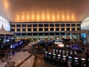 Holiday Palace Resort & Casino - Điểm đến hoàn hảo cho bạn