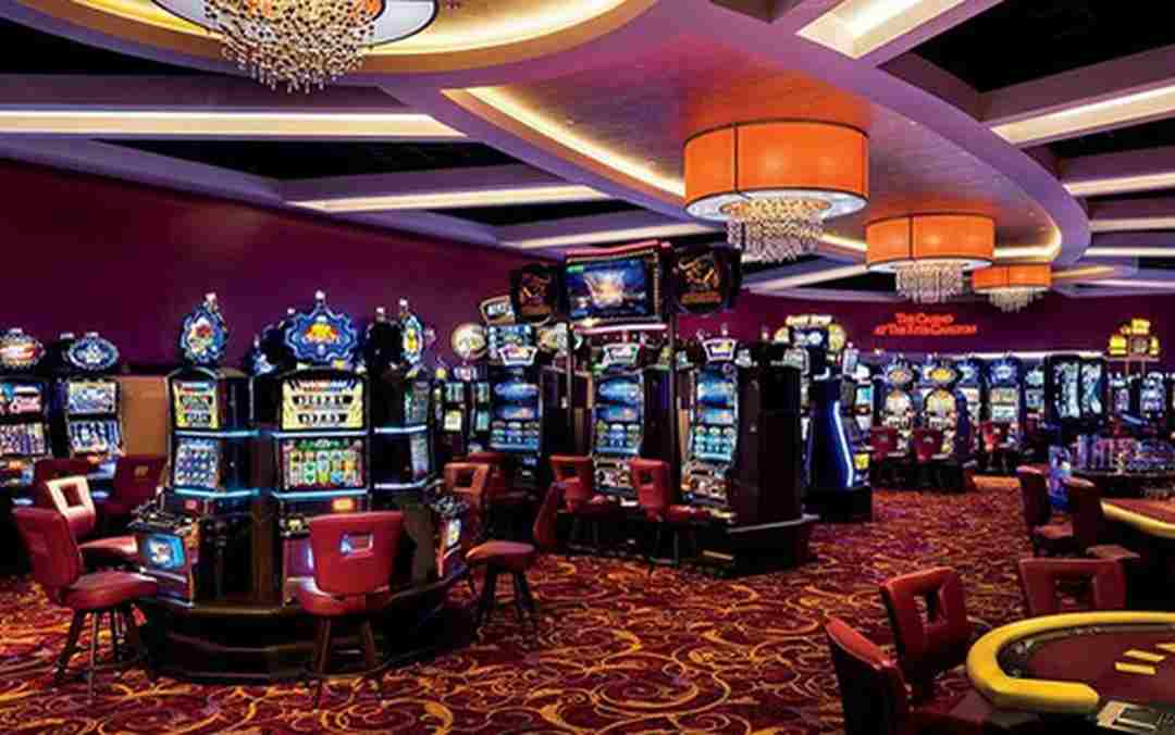 Máy đánh bạc tại Titan King hơn 50 tựa game slot hot hit